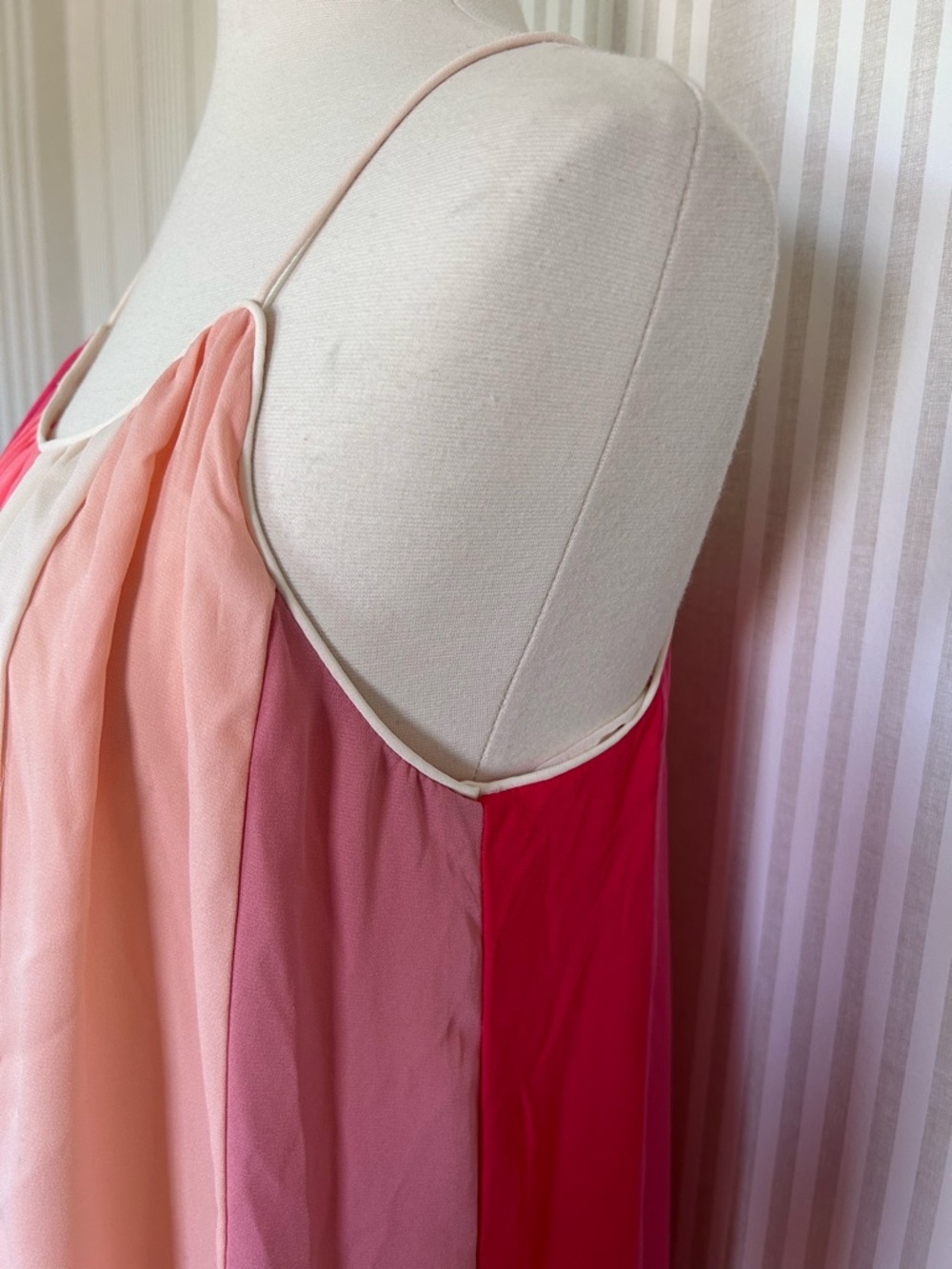 Jun & Ivy Ombré Pink Mini Dress color-block panels in pink & cream Size Small - Picture 4 of 10